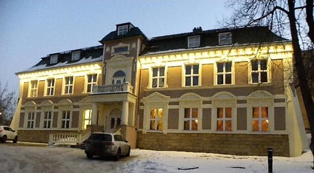 Palac Dabrowa Dąbrowa Górnicza Екстериор снимка